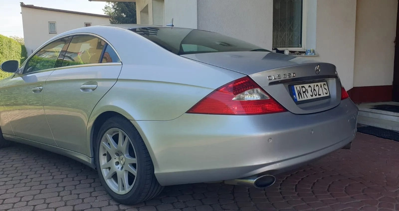 Mercedes-Benz CLS cena 42000 przebieg: 214000, rok produkcji 2007 z Radom małe 596